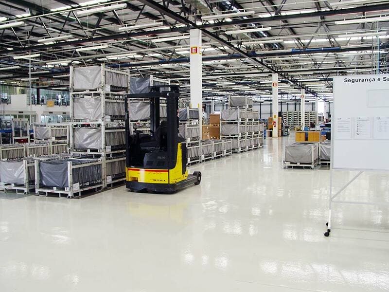Conheça os Benefícios dos Revestimentos Monolíticos para Piso Industrial