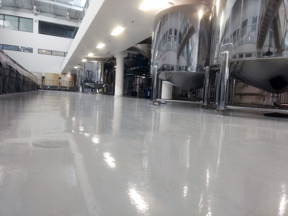 Conheça os Benefícios dos Revestimentos Monolíticos para Piso Industrial